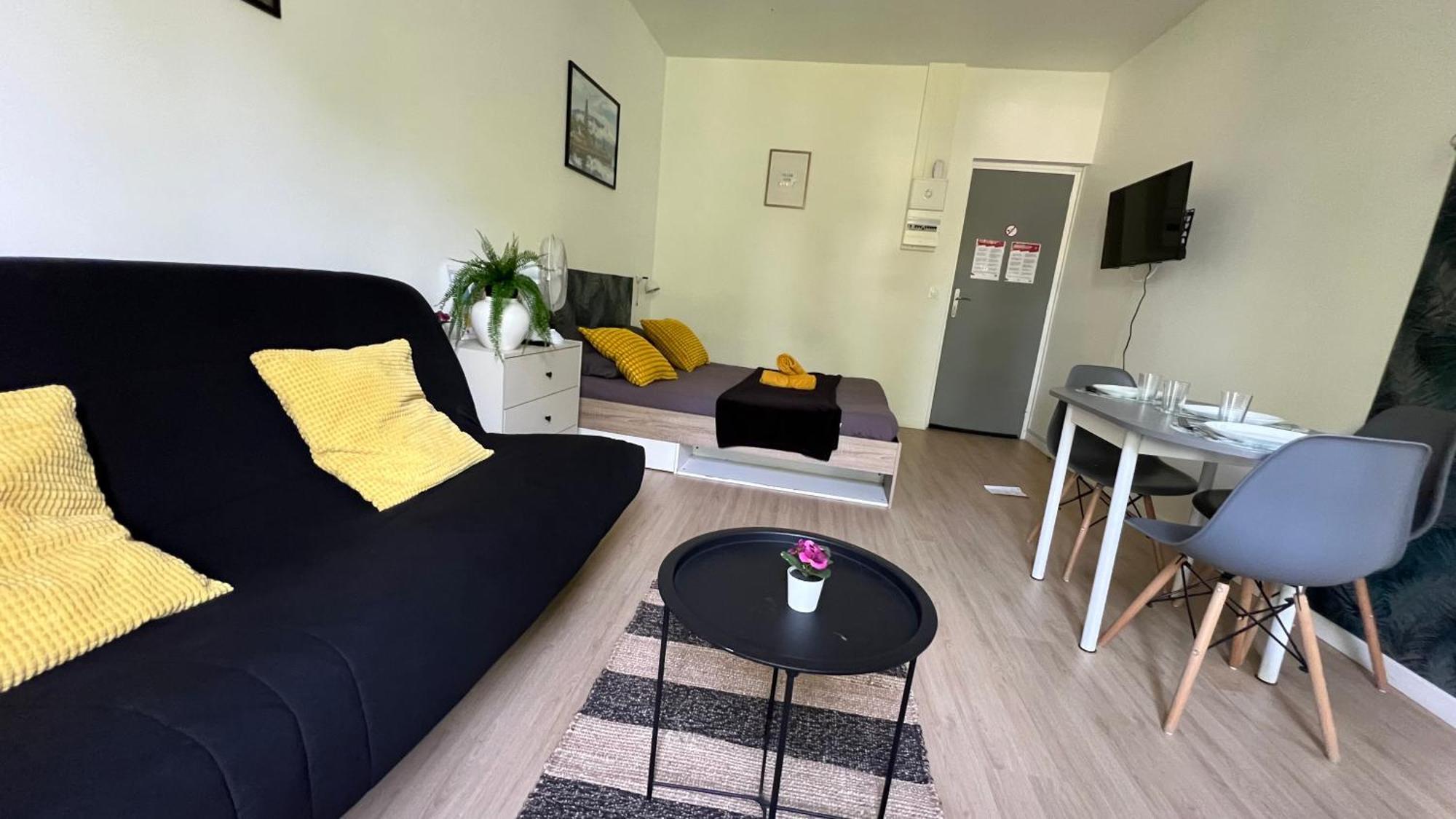 Studios Cozy 2A4 Pers Avec Jardin I Proche Futuroscope Châtellerault Kültér fotó