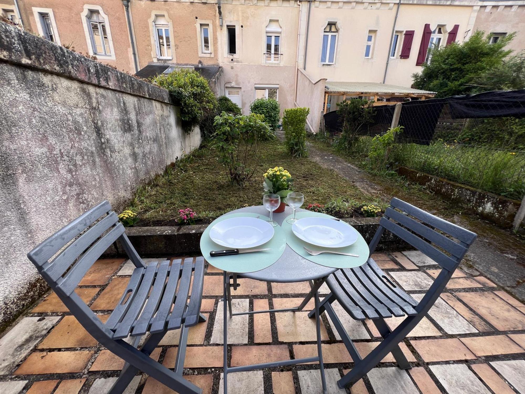 Studios Cozy 2A4 Pers Avec Jardin I Proche Futuroscope Châtellerault Kültér fotó